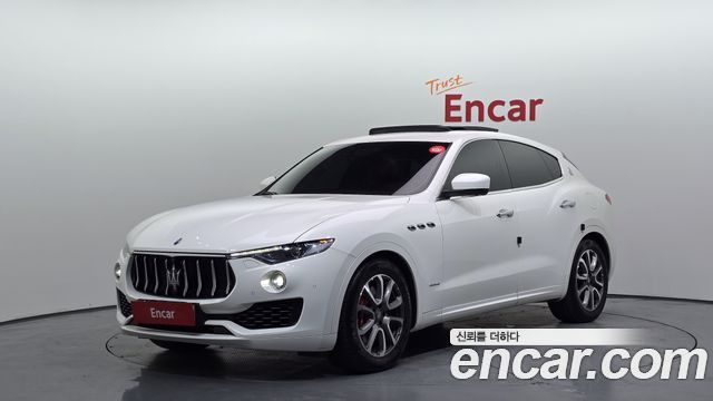 Maserati Levante 3.0 AWD GranLusso — пробег 124 965 км — фото 1 из 5