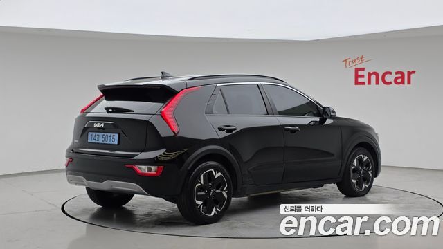 Kia Niro Air — пробег 124 740 км — фото 2 из 5
