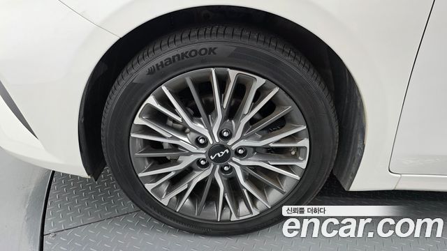 Kia K3 из Кореи Encar