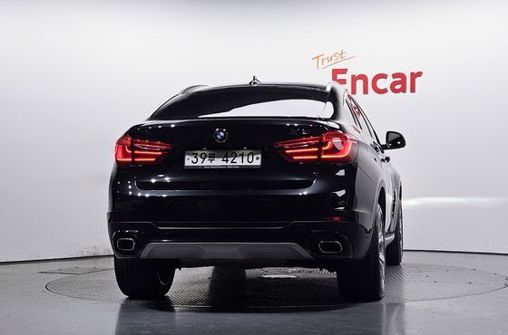 BMW X6 xDrive 30d — пробег 140 668 км — фото 4 из 5
