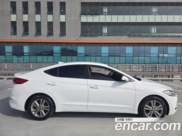Hyundai AVANTE 1.6 GDI Smart Special — пробег 94 000 км — фото 3 из 5