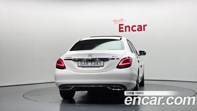 Mercedes-Benz C-Class из Кореи Encar