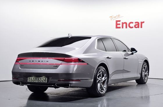 Genesis G90 Gasoline 3.5 Turbo e-S/C AWD — пробег 31 995 км — фото 2 из 5