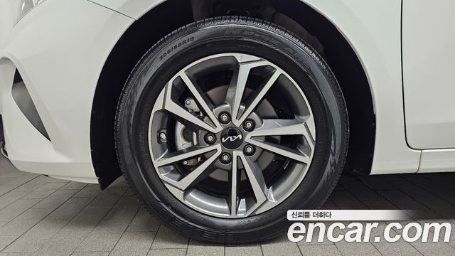 Kia K3 из Кореи Encar