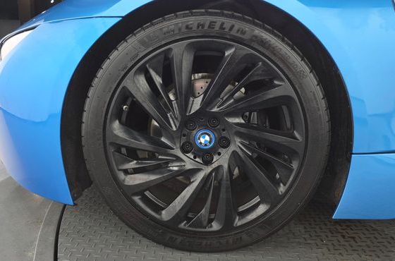 BMW i8 Coupe — пробег 75 867 км — фото 5 из 5