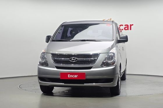 Hyundai Starex 12-Seater Wagon CVX Deluxe — пробег 153 739 км — фото 3 из 5