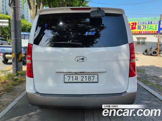 Hyundai Starex 12-Seater Wagon Modern Special — пробег 172 283 км — фото 5 из 5