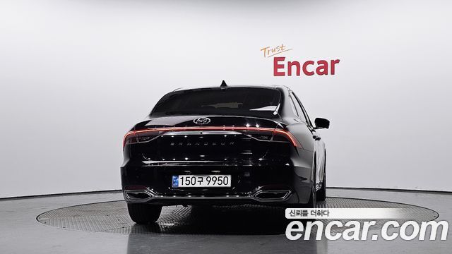 Hyundai Grandeur из Кореи Encar