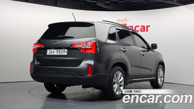 Kia Sorento Diesel 2.0 2WD Luxury — пробег 142 476 км — фото 2 из 5