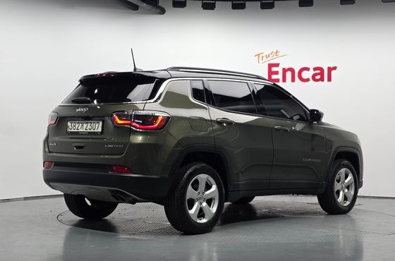 Jeep Compass 2.4 Limitied AWD — пробег 104 450 км — фото 2 из 5