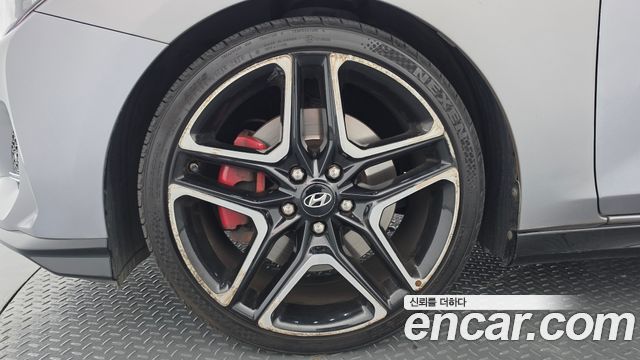 Hyundai Veloster 1.6 Turbo Sport Core — пробег 69 897 км — фото 5 из 5