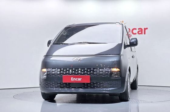 Hyundai Staria Cargo 5-Seater Modern — пробег 75 665 км — фото 3 из 5
