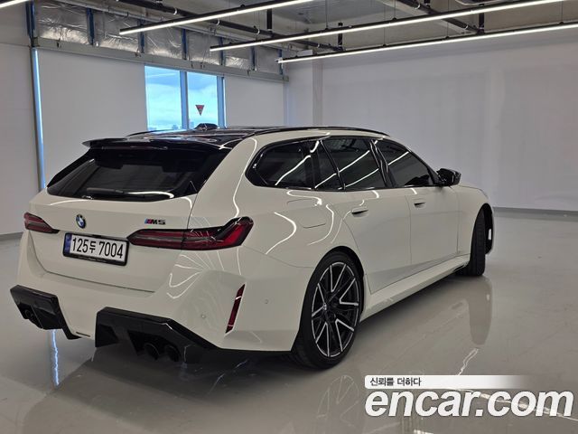BMW M5 M5 Touring — пробег 5 000 км — фото 5 из 5