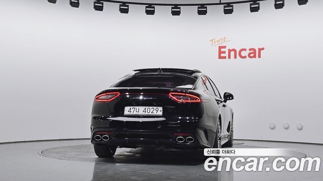Kia Stinger из Кореи Encar