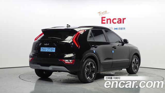Kia Niro Air — пробег 11 823 км — фото 2 из 5