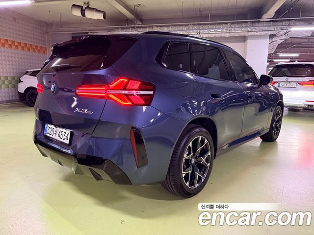 BMW X3 xDrive 20 M Sport — пробег 4 107 км — фото 2 из 5