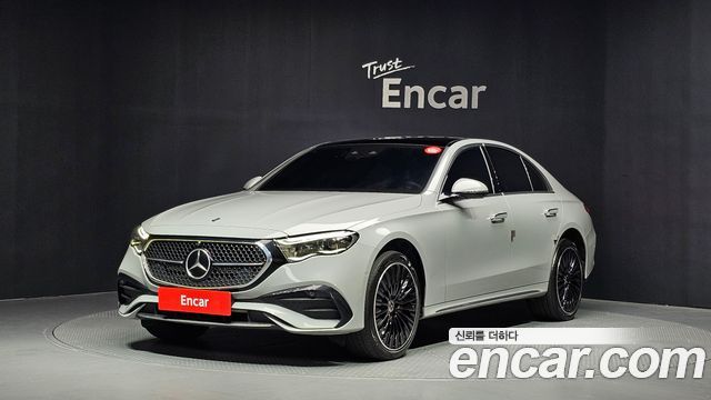 Mercedes-Benz E-Class E300 4MATIC AMG Line Premiere Special — пробег 79 167 км — фото 1 из 5