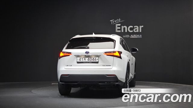 Lexus NX Supreme — пробег 97 327 км — фото 4 из 5