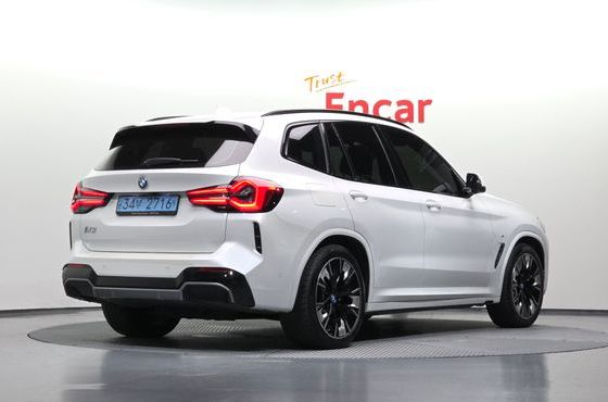 BMW iX3 M Sports — пробег 101 016 км — фото 2 из 5