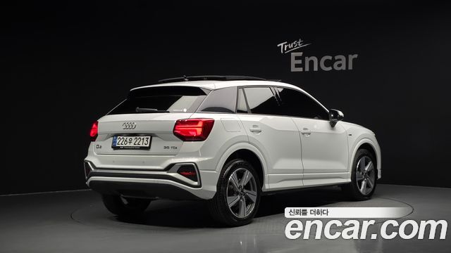 Audi Q2 35 TDI Premium — пробег 2 712 км — фото 2 из 5