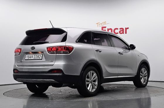 Kia Sorento Diesel 2.0 2WD Luxury — пробег 215 004 км — фото 2 из 5