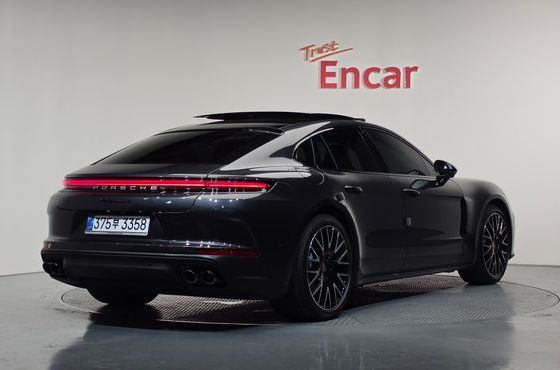 Porsche Panamera 2.9 AWD — пробег 8 999 км — фото 2 из 5