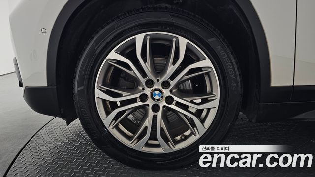 BMW X1 xDrive 18d Joy — пробег 118 093 км — фото 5 из 5