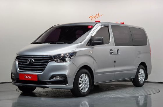 Hyundai Starex Van 3-Seater Smart — пробег 204 864 км — фото 1 из 5