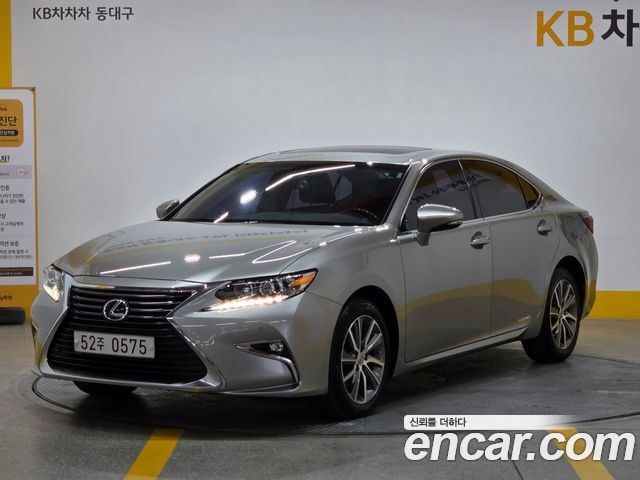 Lexus ES Supreme XV60 — пробег 133 284 км — фото 1 из 5