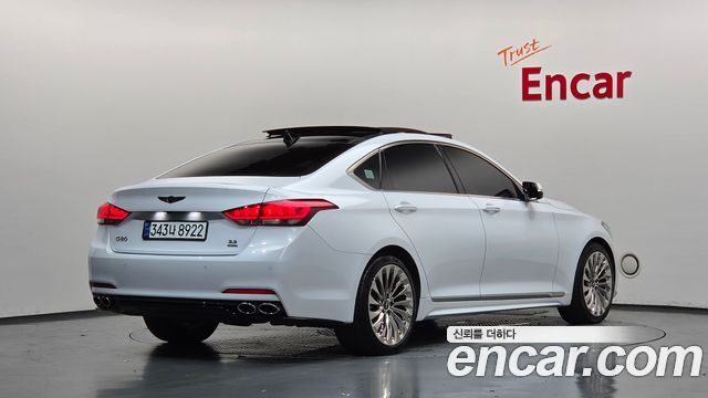Hyundai Genesis из Кореи Encar