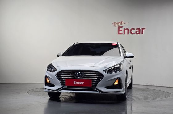 Hyundai Sonata LPI Style — пробег 183 041 км — фото 3 из 5