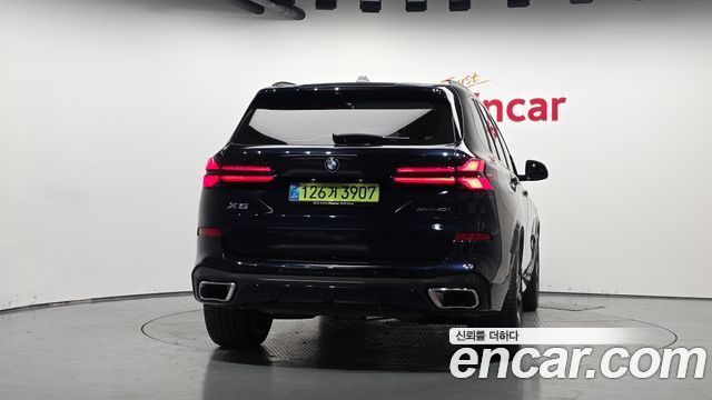 BMW X5 xDrive 40i M Sport — пробег 4 056 км — фото 4 из 5