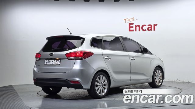 Kia Carens 2.0 LPi Luxury — пробег 228 295 км — фото 2 из 5