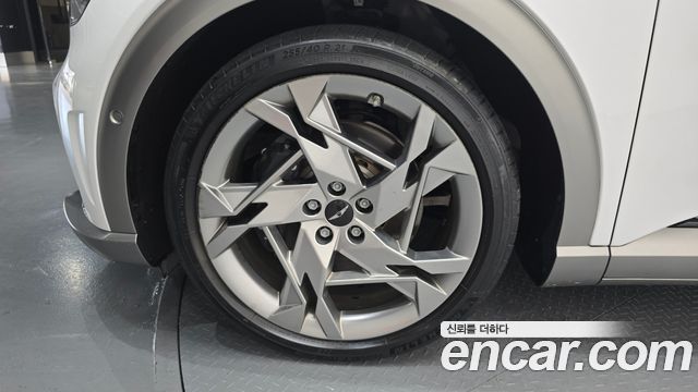 Genesis GV60 из Кореи Encar