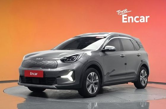 Kia Niro Earth — пробег 136 842 км — фото 1 из 5