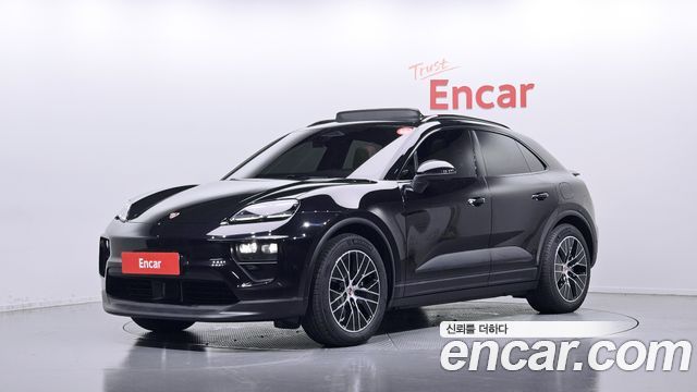 Porsche Macan Base 4 — пробег 10 998 км — фото 1 из 5
