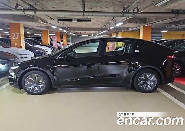 Tesla Model Y L Long Range AWD — пробег 1 км — фото 5 из 5