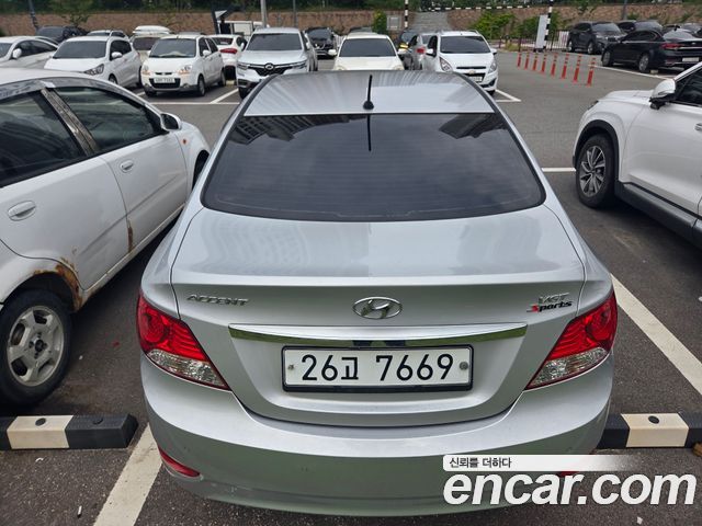 Hyundai Accent Diesel 1.6 VGT Premium — пробег 153 500 км — фото 2 из 5