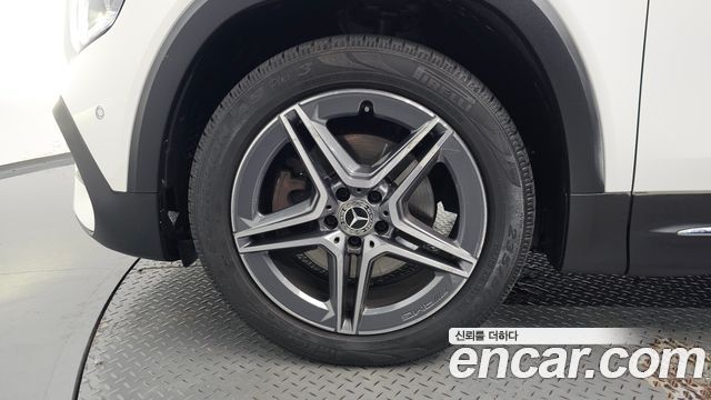 Mercedes-Benz GLB-Class из Кореи Encar