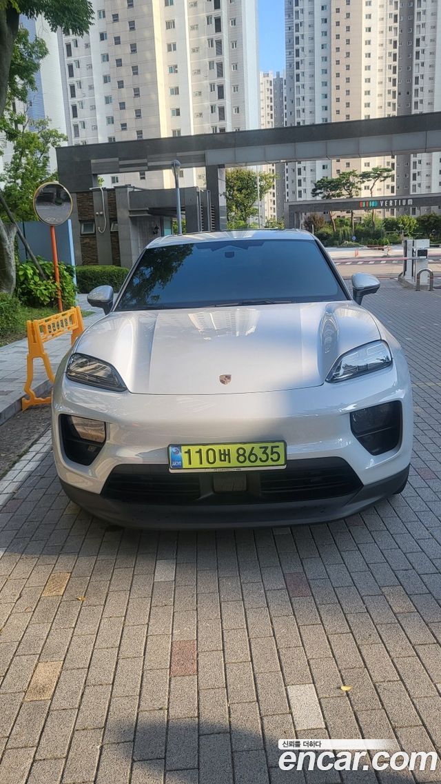 Porsche Macan 4S — пробег 25 000 км — фото 1 из 5