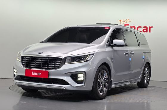 Kia Carnival 7-Seater Limousine VIP — пробег 106 554 км — фото 1 из 5
