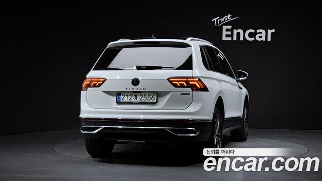 Volkswagen Tiguan из Кореи Encar