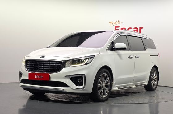 Kia Carnival 9-Seater Prstige — пробег 119 400 км — фото 1 из 5