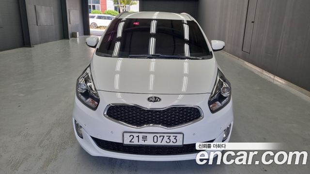 Kia Carens 2.0 LPi Prestige — пробег 145 639 км — фото 3 из 5