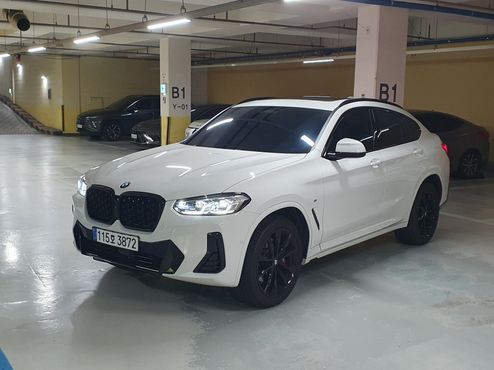 BMW X4 xDrive20i M Sports Pro — пробег 10 521 км — фото 3 из 5