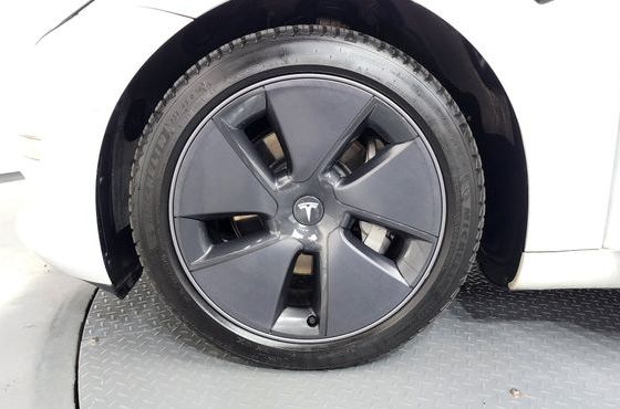 Tesla Model 3 Long Range AWD — пробег 58 818 км — фото 5 из 5