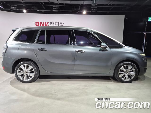 Citroen-DS C4 Picasso 2.0 B-HDI EXCLUSIVE — пробег 250 900 км — фото 4 из 5