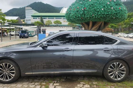 Hyundai Genesis 3.3 AWD Structure Change (Bi-Fuel) — пробег 331 000 км — фото 5 из 5