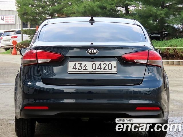 Kia K3 Diesel Trendy — пробег 184 915 км — фото 4 из 5