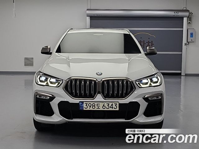 BMW X6 M50i — пробег 63 500 км — фото 2 из 5